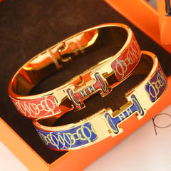 Letter Buckle Pattern Enamel Bracelet