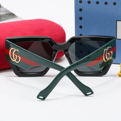 Fashionable wide temple sunglasses