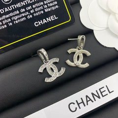 Luxury rhinestone earrings