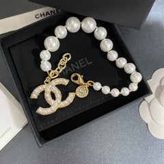 Elegant Pearl Bracelet