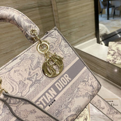 Lady handbag