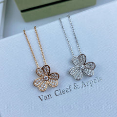 Clover Full Diamond Necklace