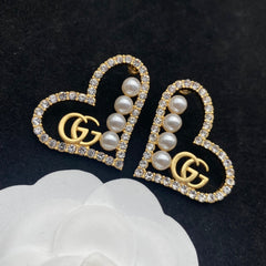 Love Shape Diamond Pearl Earrings