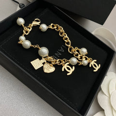 Perfume bottle pendant bracelet