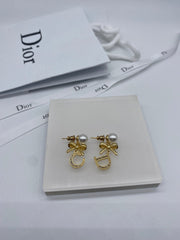 Bow Pearl Earrings