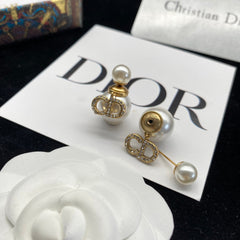 Elegant Diamond Letter Pearl Earrings