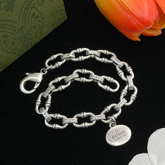 Retro embossed universal bracelet