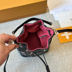 Cute bucket mini bag