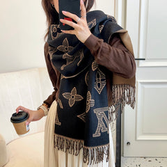 Fringed 100% cashmere shawl scarf