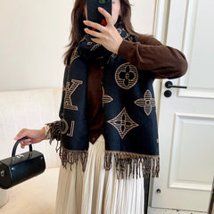 Fringed 100% cashmere shawl scarf