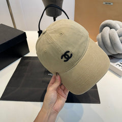 Fashionable canvas embroidered hat