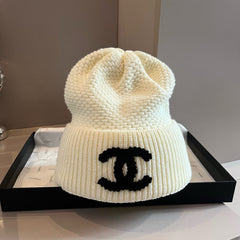 Cashmere knitted hat