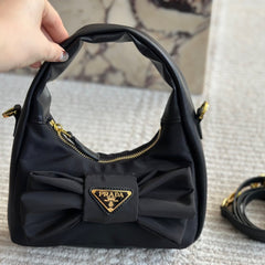 Bow Underarm Bag