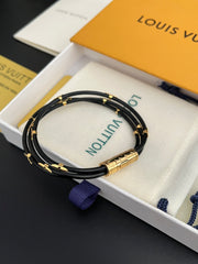 Fashionable multi-layer leather bracelet