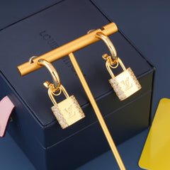 Love lock crystal earrings